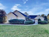 Building Photo - 153 Brookhaven Ln