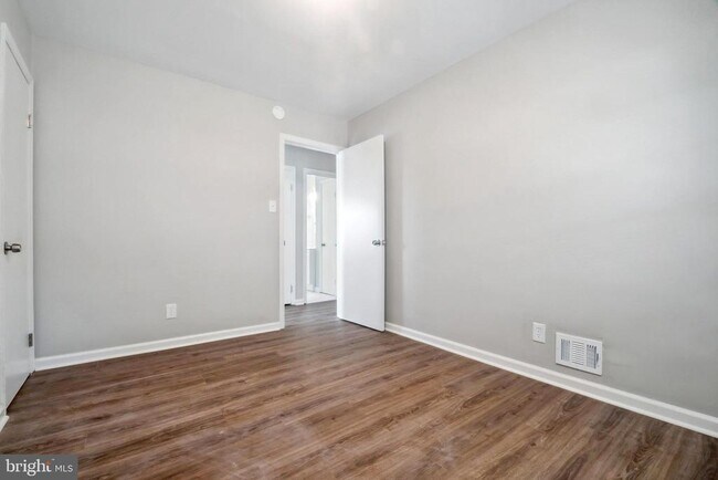 Building Photo - 26 Bayou Ave