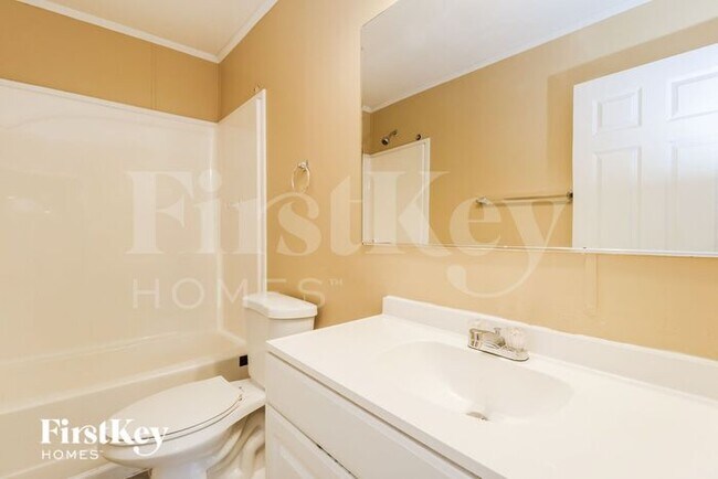 Building Photo - 649 Diamond Loop