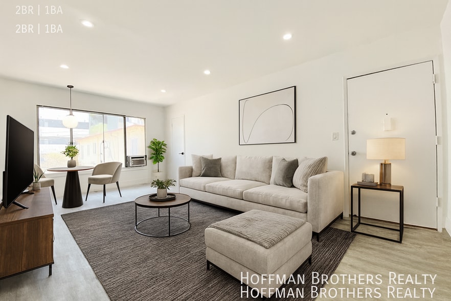 Building Photo - 121 S Carondelet St