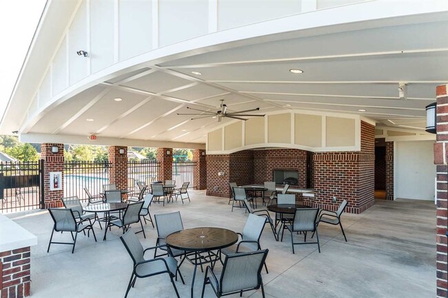 Building Photo - Main Floor Owner's Suite PLUS Main Floor G...