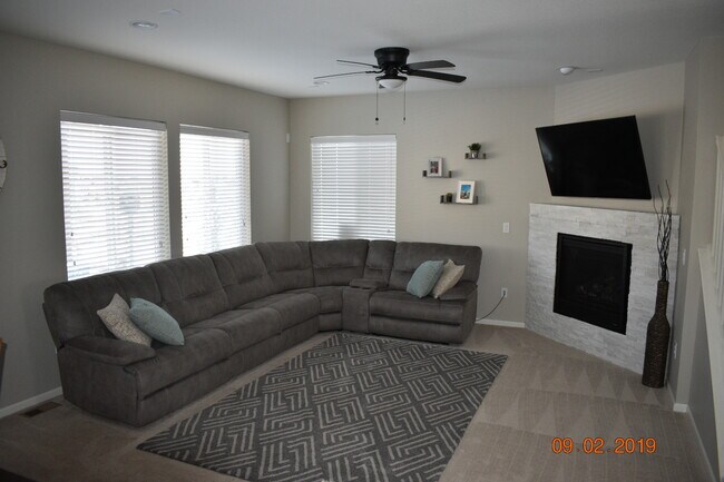 Building Photo - 19925 W 93rd Ave