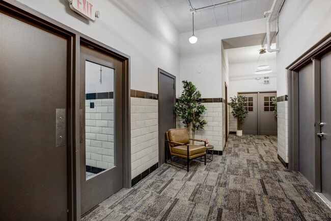 Building Photo - 4301 Olive St
