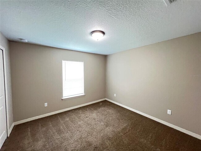 Building Photo - 3411 SW 129th Loop