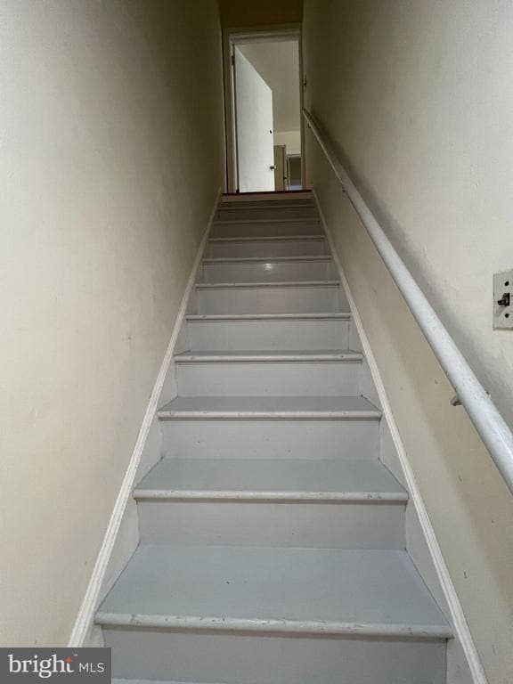 Building Photo - 4345 Loring St