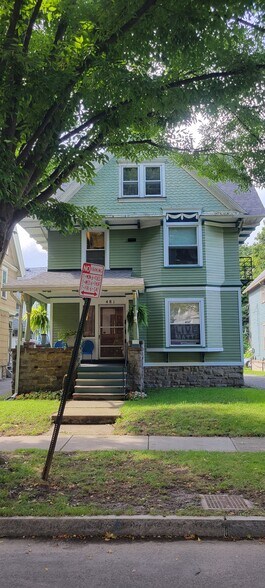 Primary Photo - 481 Meigs St