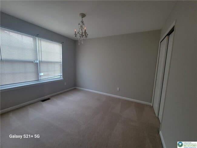 Building Photo - 4176 Bunker Hill Dr S