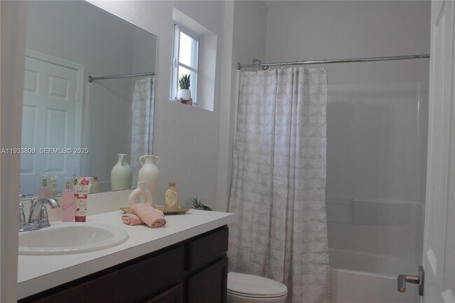 Building Photo - 3558 NW 29th Ct