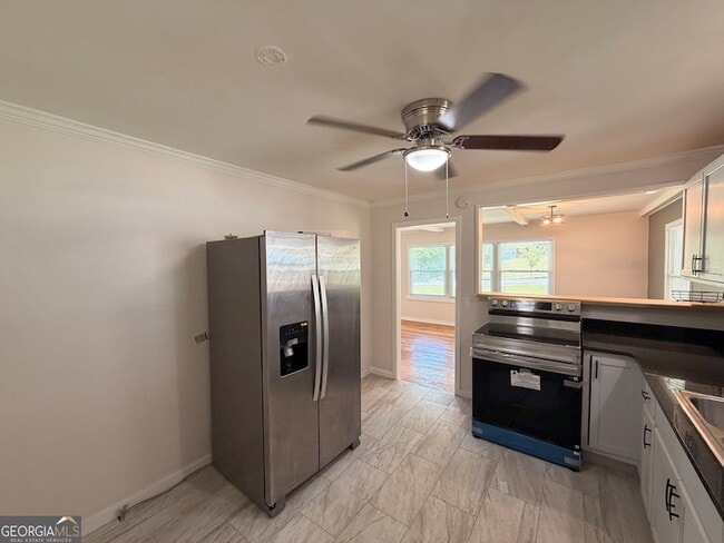 Building Photo - 1734 Cahoon St SW