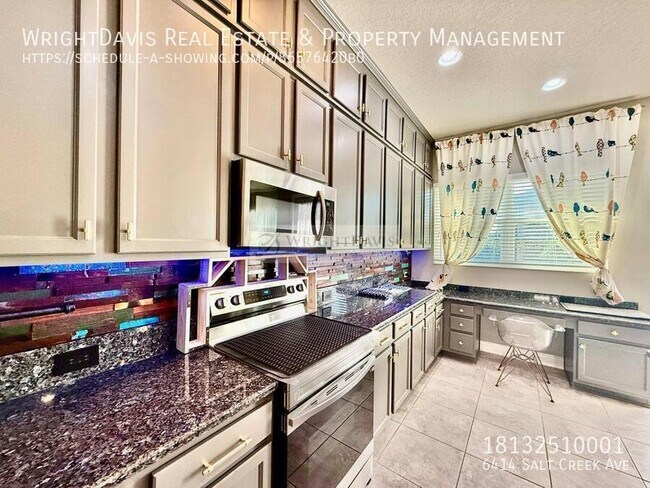 Building Photo - 6414 Salt Creek Ave