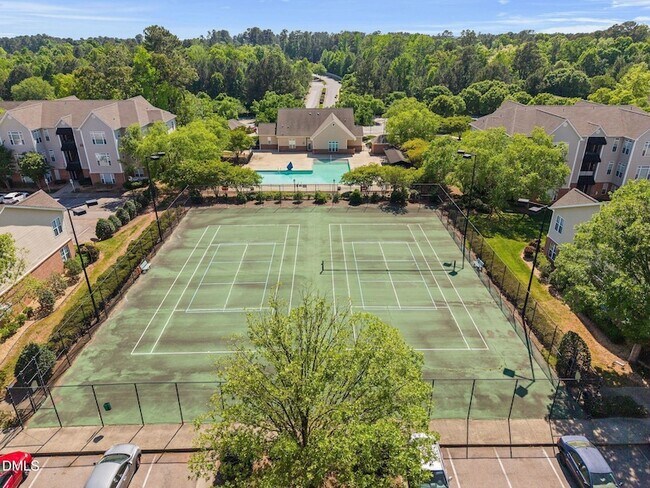 Building Photo - 2400 Huntscroft Ln