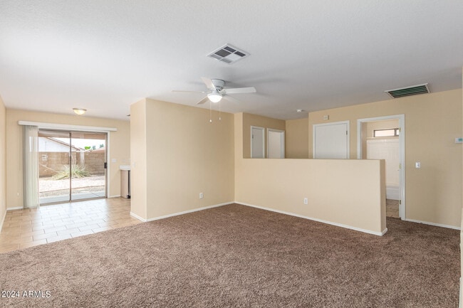 Building Photo - 15005 W Ventura St
