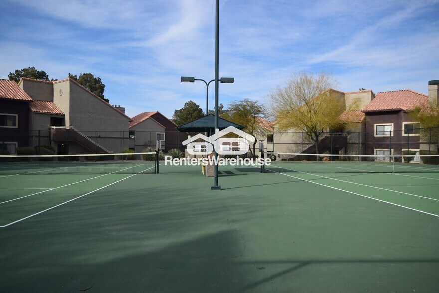 Building Photo - 5006 S Rainbow Blvd