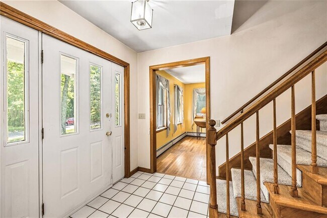 Building Photo - 80 Elderberry Ln