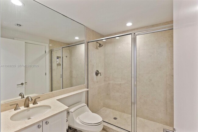 Building Photo - 749 Crandon Blvd