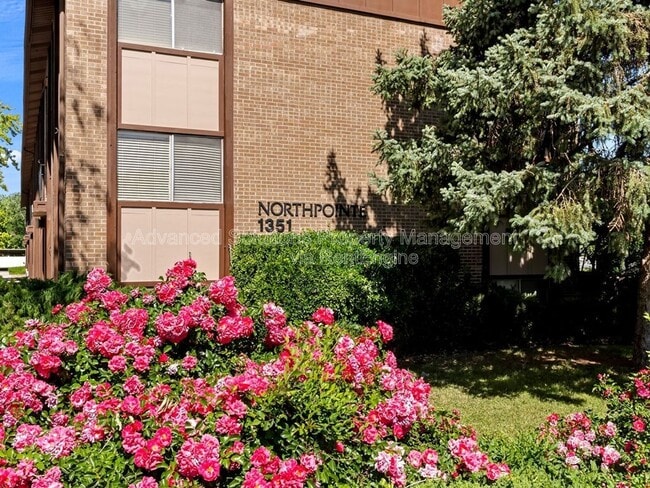 Building Photo - 1351 N Redwood Rd