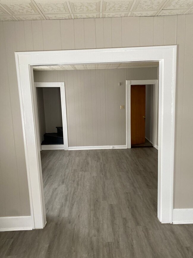 Building Photo - 342-344 N Fillmore Ave