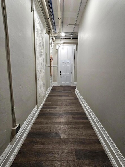 Building Photo - 4 N Park Pl