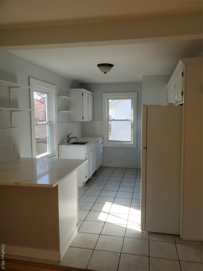 Building Photo - 35 3rd Ave