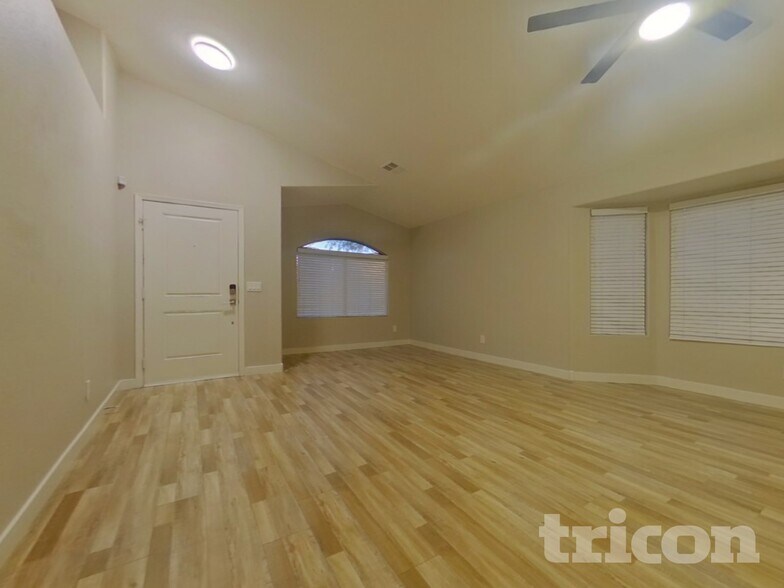 Building Photo - 350 N 152nd Dr