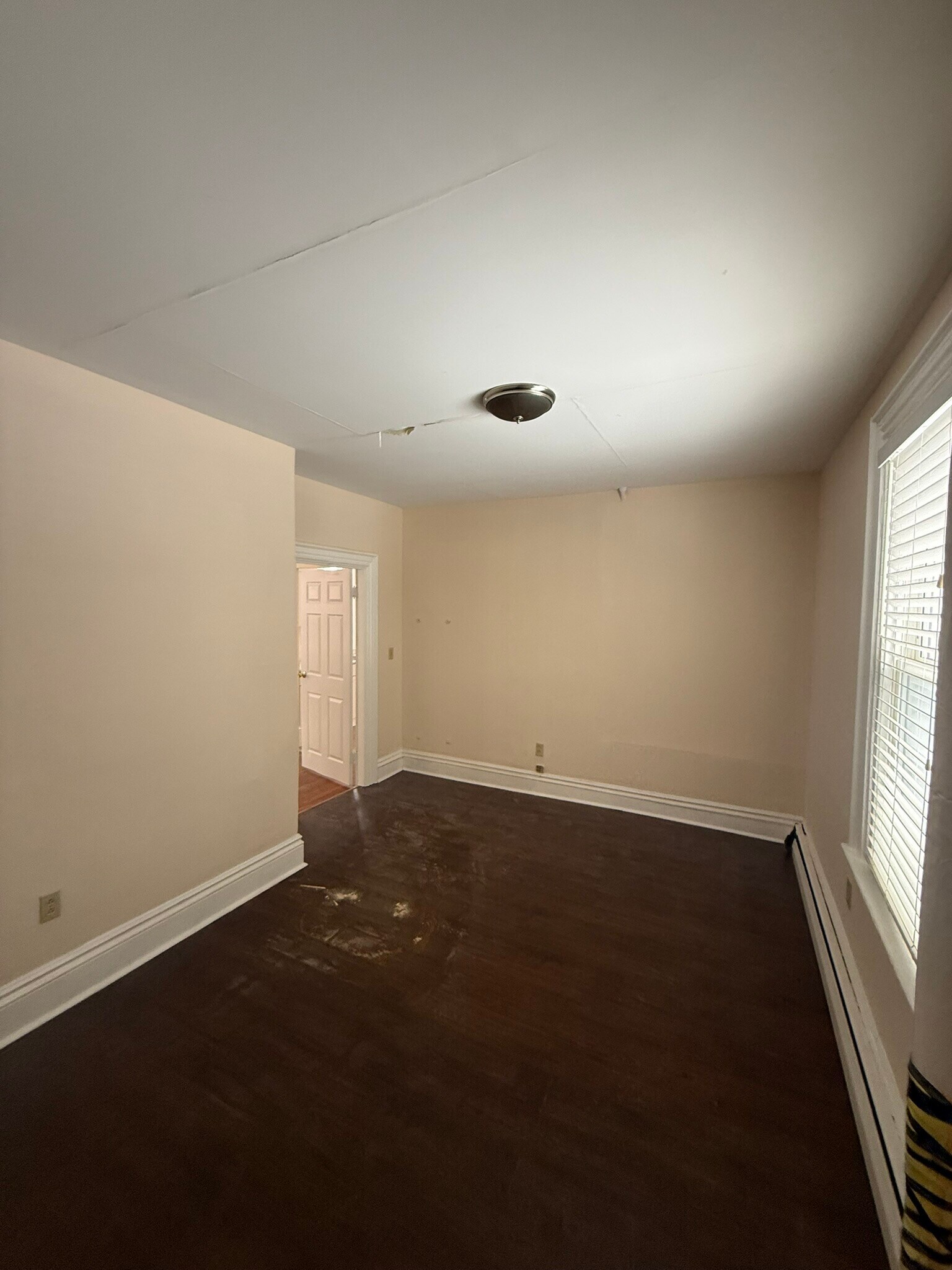 Room 2 - 74 Morse St