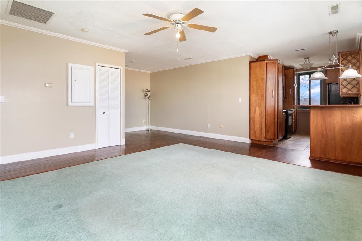 Building Photo - 150 Rumford Ave