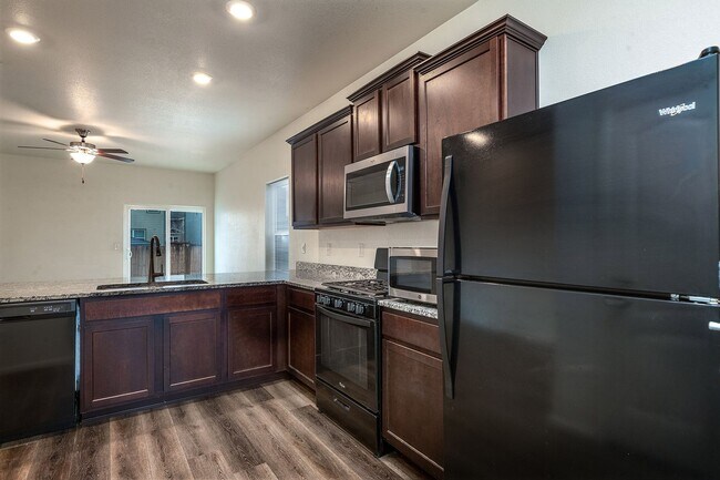 Building Photo - 9764 Chalkstone Ln