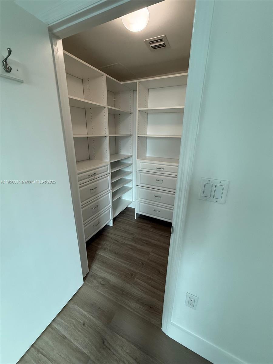 Building Photo - 55 SE 6th St