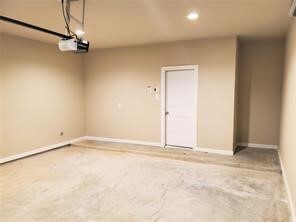 Building Photo - 2522 Manor Valley Ln