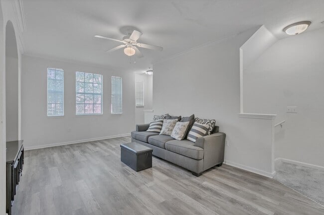 Building Photo - 10075 Gate Pkwy N