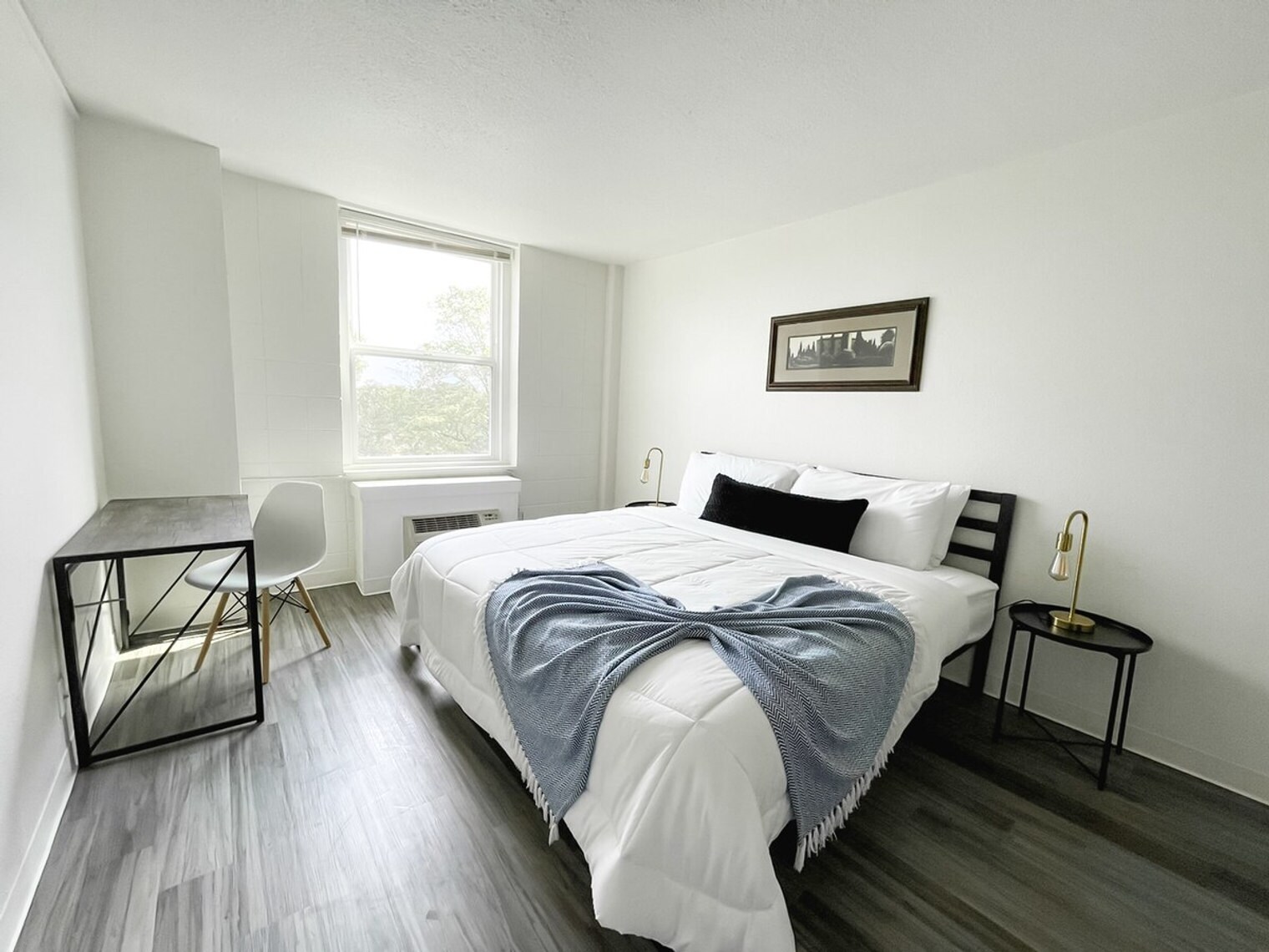 Building Photo - 2515 Burnet Ave