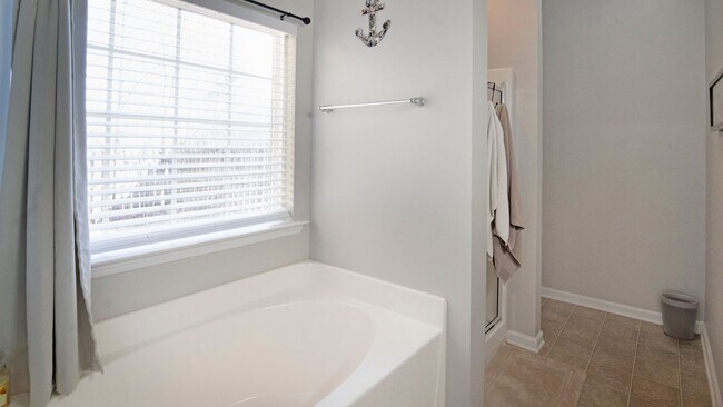 Building Photo - Savannah Sweetwater Station 3-Bed Home with Patio & Large Yard