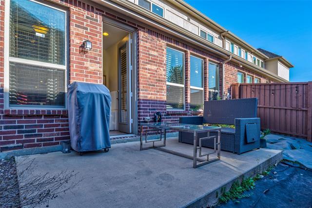 Building Photo - 3009 Aurora Dr