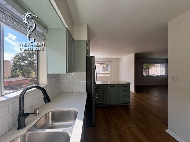 Building Photo - House in Redondo Beach