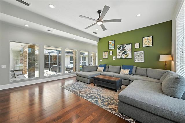 Building Photo - 6002 Costera Ln