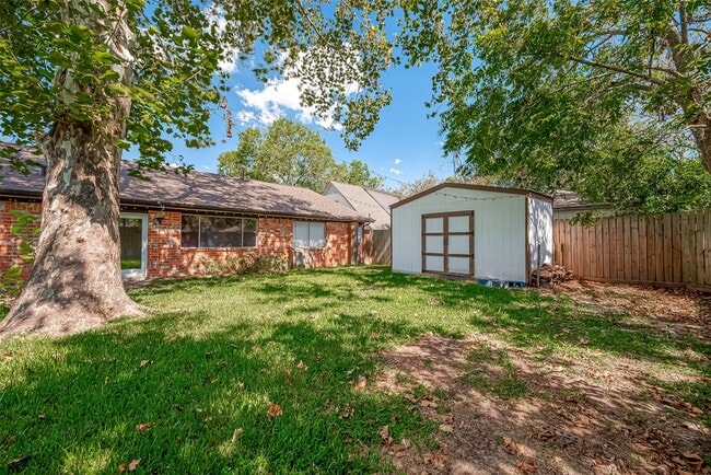 Building Photo - 810 Richvale Ln