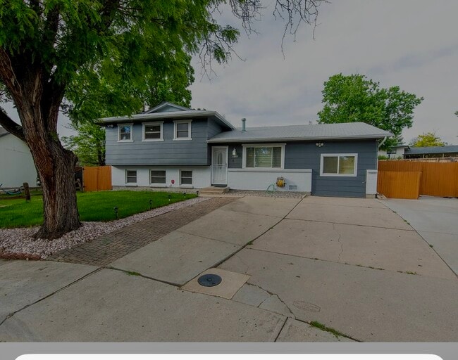 Building Photo - 11869 E Ada Pl