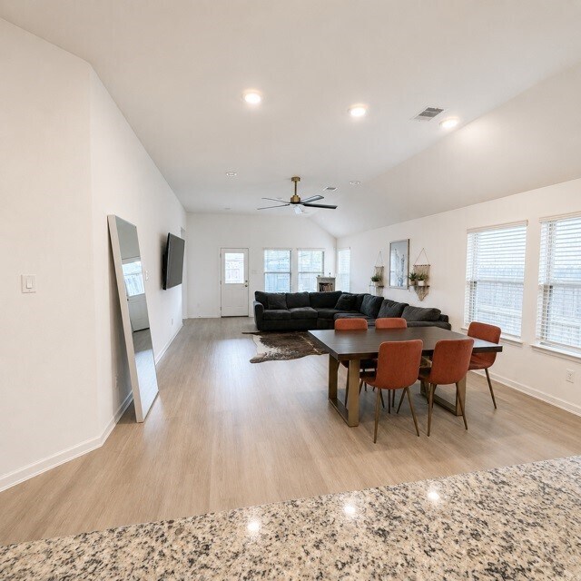 Building Photo - 6207 Milbridge Creek Ln
