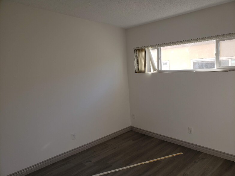 Building Photo - 5316 Lorna St