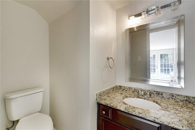 Building Photo - 3703 Skipton Dr