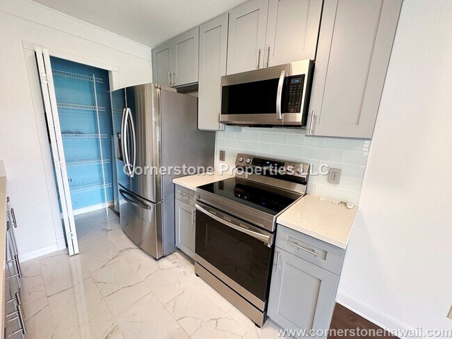 Building Photo - 94-638-638 Lumiaina St