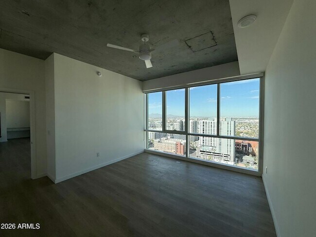 Building Photo - 777 N Central Ave
