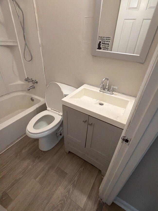 Building Photo - 3351 White Pine Dr