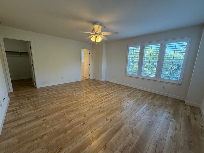 Building Photo - Downtown Templeton (3/2) - Must See!!