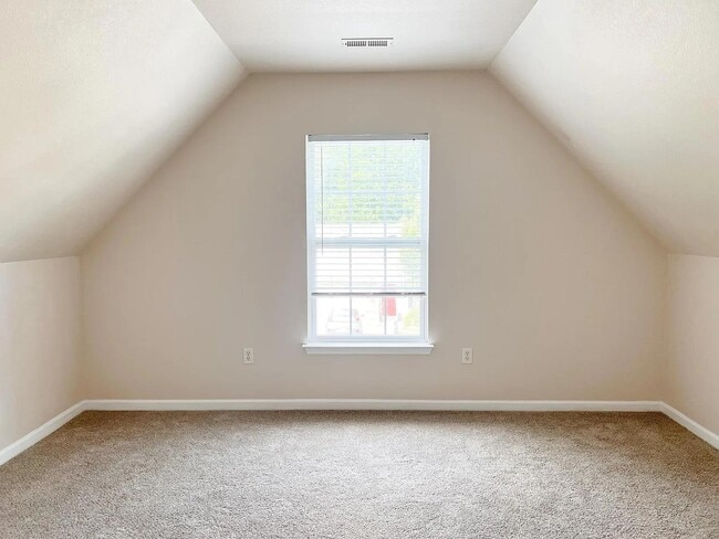 Building Photo - 616 Fountain Brook Ln