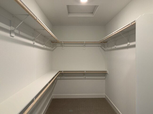 Building Photo - Home In Tracy Hills - Tenant occupied DO N...