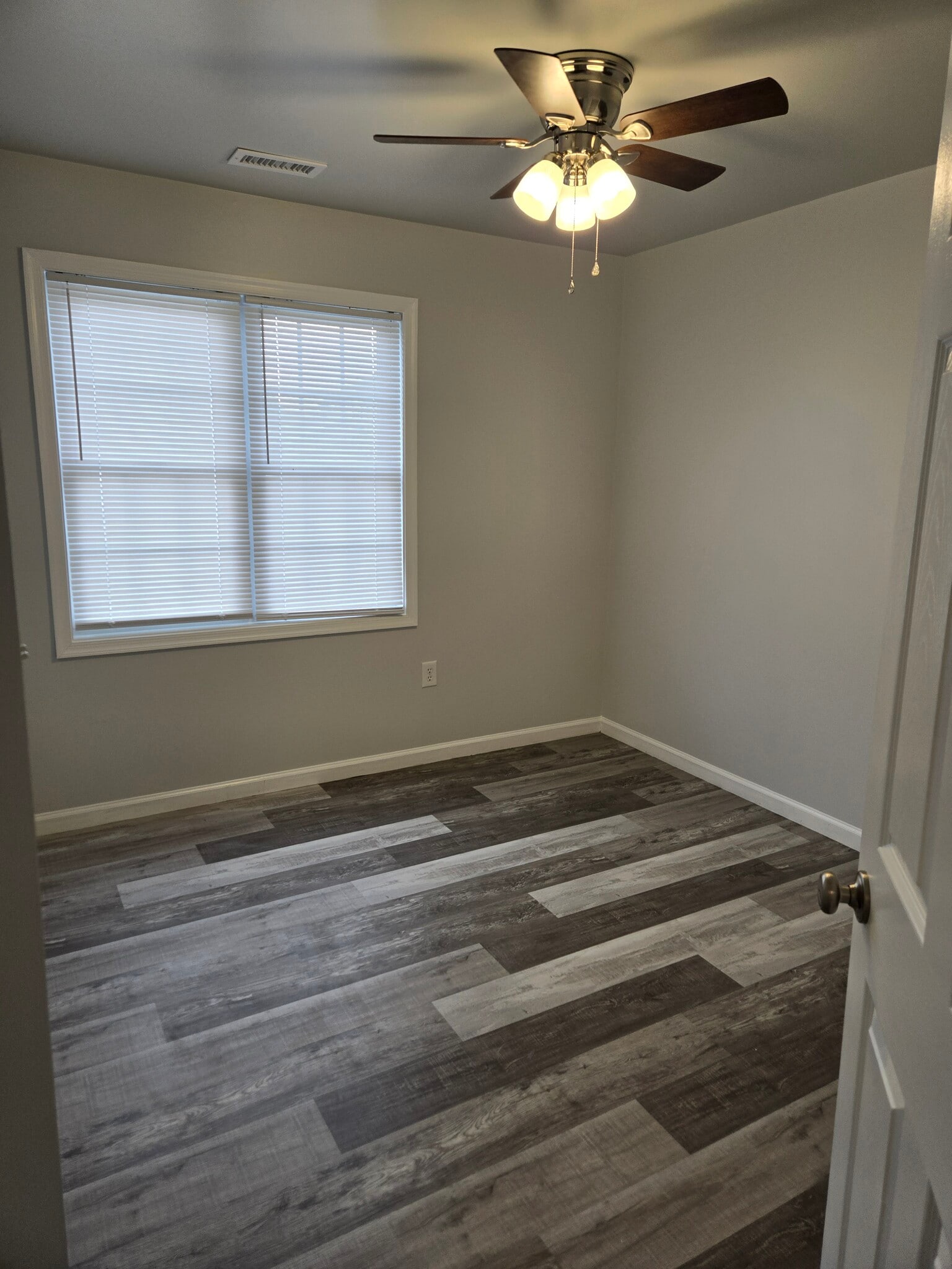 Building Photo - 59 Sopwith Way