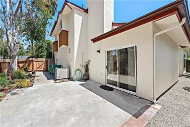 Building Photo - 1587 Catalina St