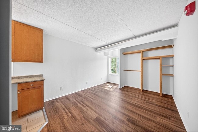 Building Photo - 60 S Van Dorn St