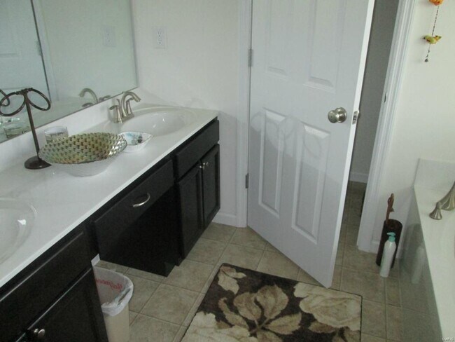 Building Photo - 2636 Grover Crossing Way
